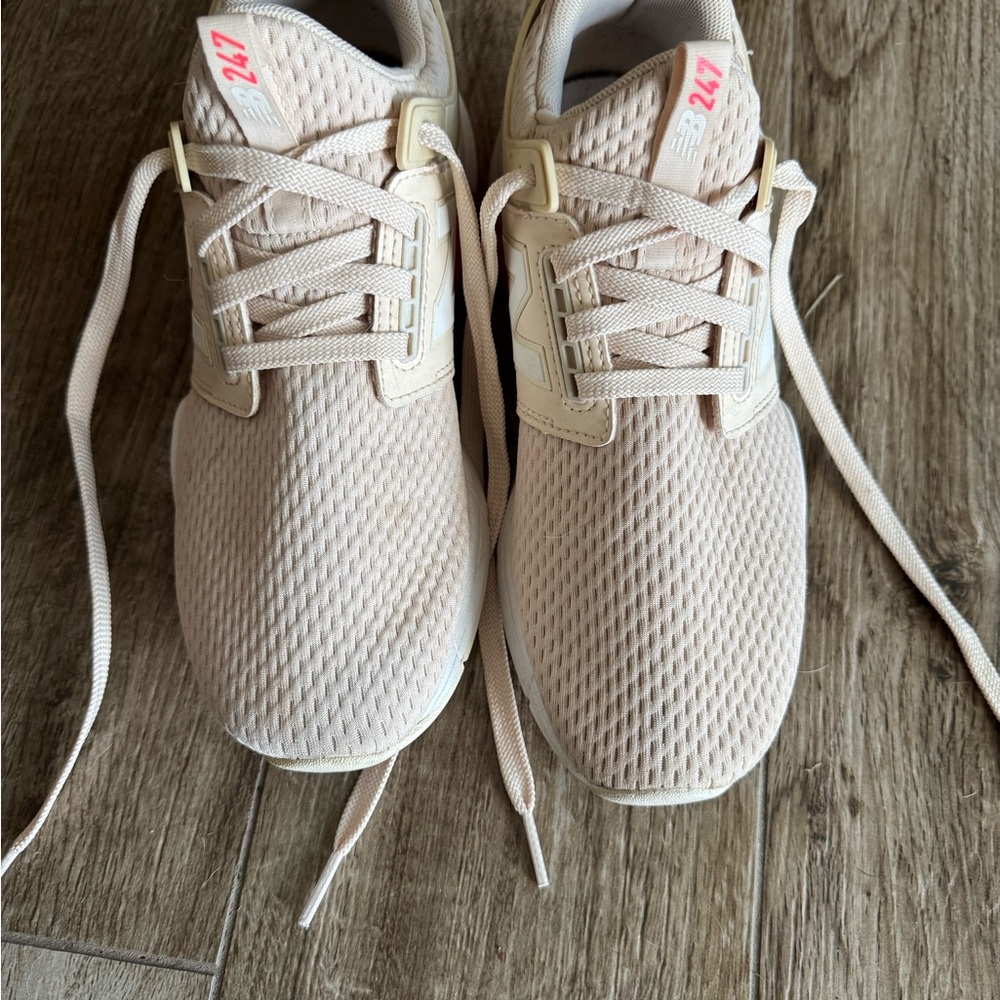 New Balance Pink Sneakers - Picture 3 of 5